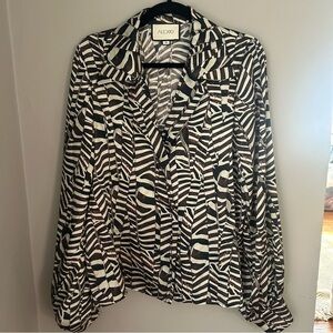 Alexis Black and White Abstract Savannah Zebra Print Blouse size M
